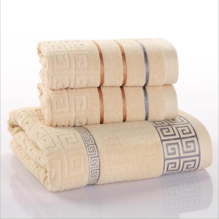 Ideal for those with arthritis, Three-Piece Cotton Towel Set features vibrant colors and elegant designs, front side